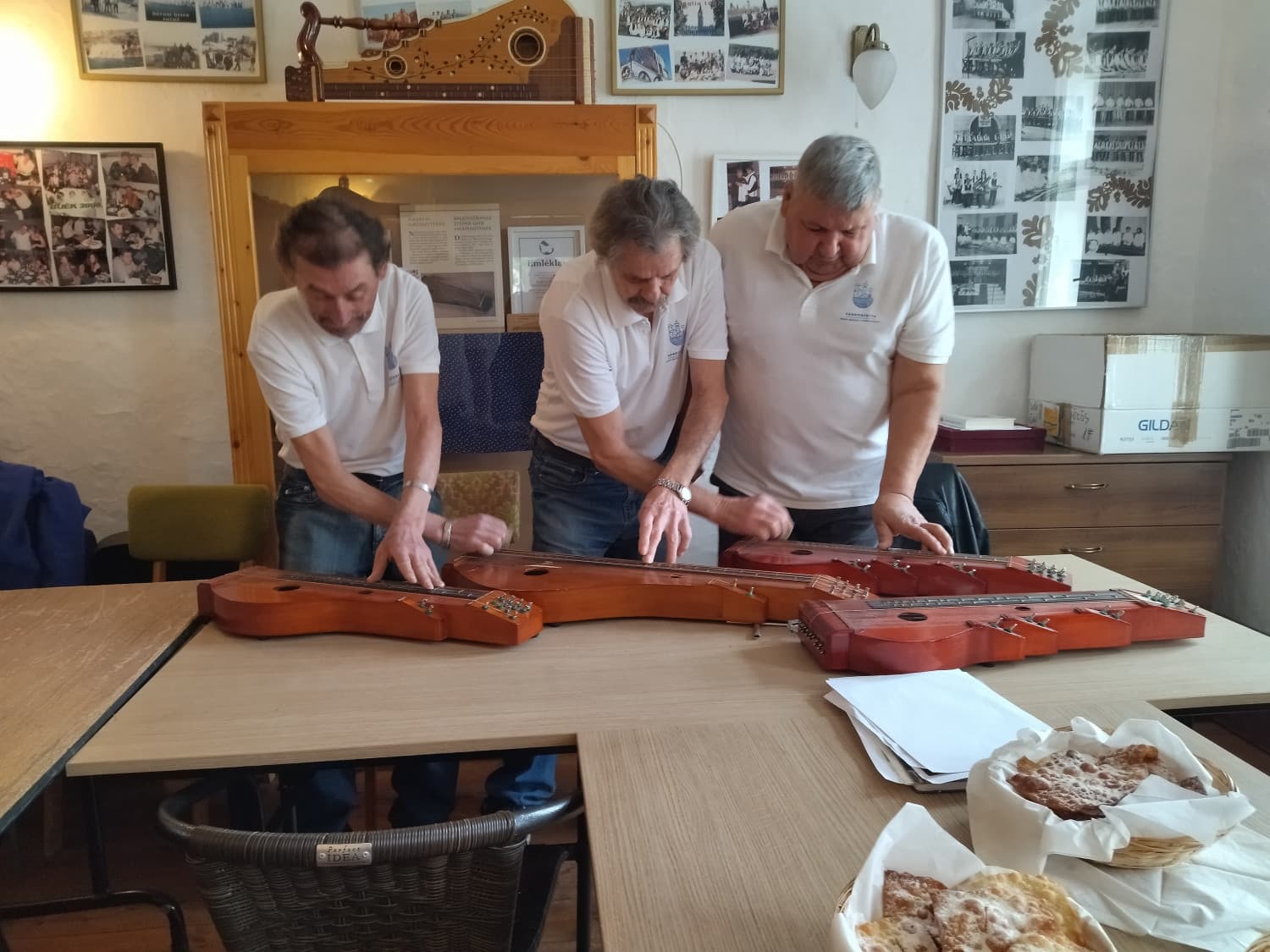 
							 Sándorfalva - Budai Sándor zenei hagyatéka, Pallavicini emlékek, Tájház, helyi íz értékek 
							