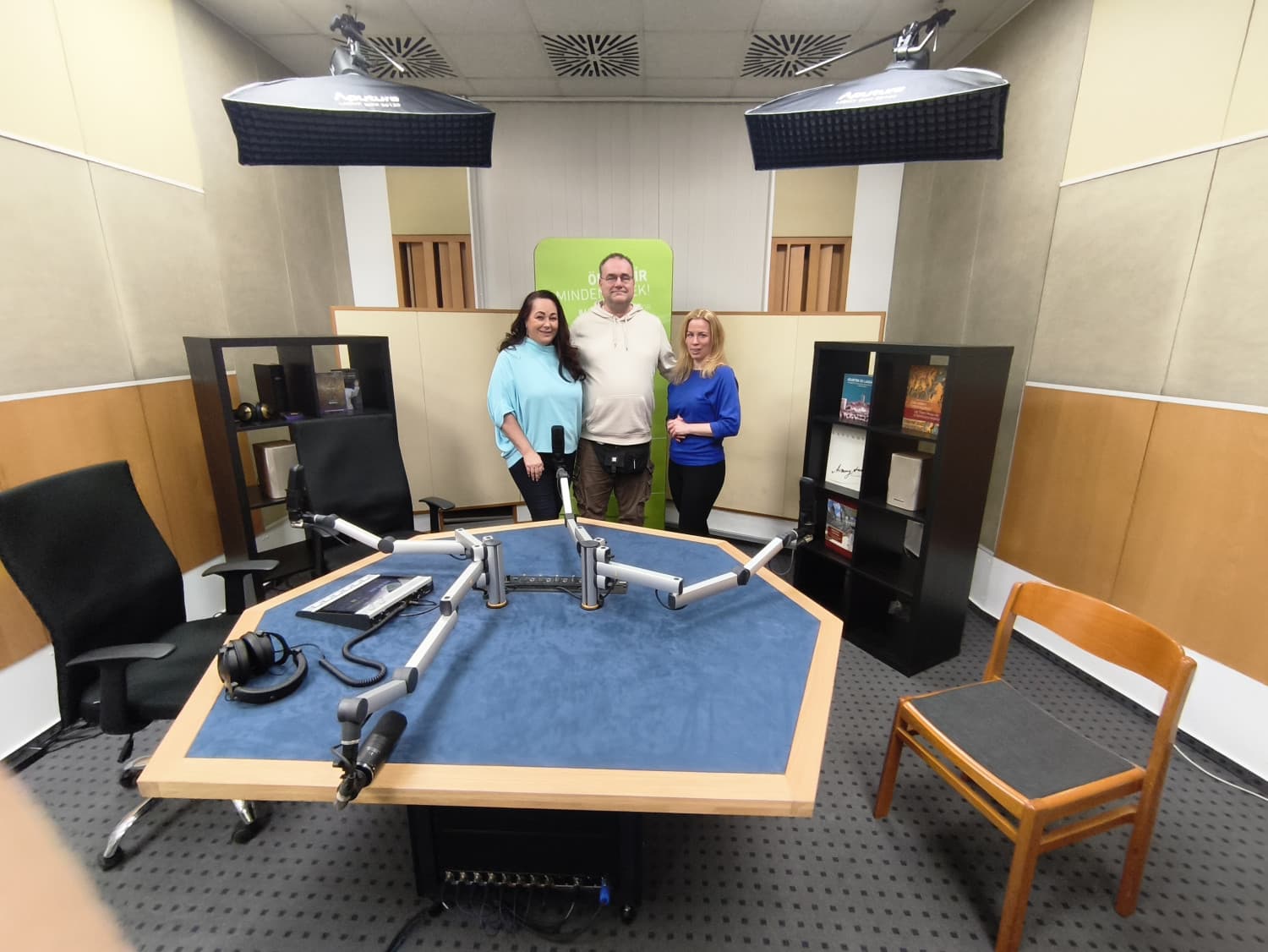 
							  Tanulás 50 fölött. Mit és hogyan lehet tanulni a senioroknak? Mi a cél és a motiváció? 
							