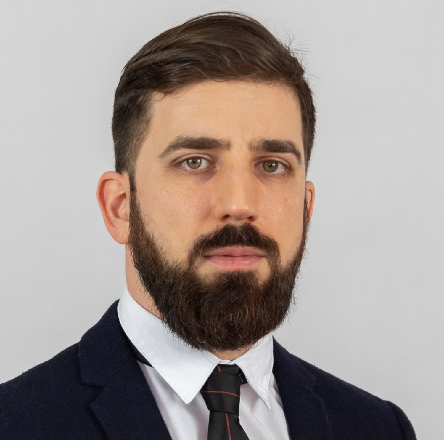 
							 IRÁN - ahol sok minden eldőlni látszik.| Egy ország, amely képes befolyásolni a világgazdaságot! 
							