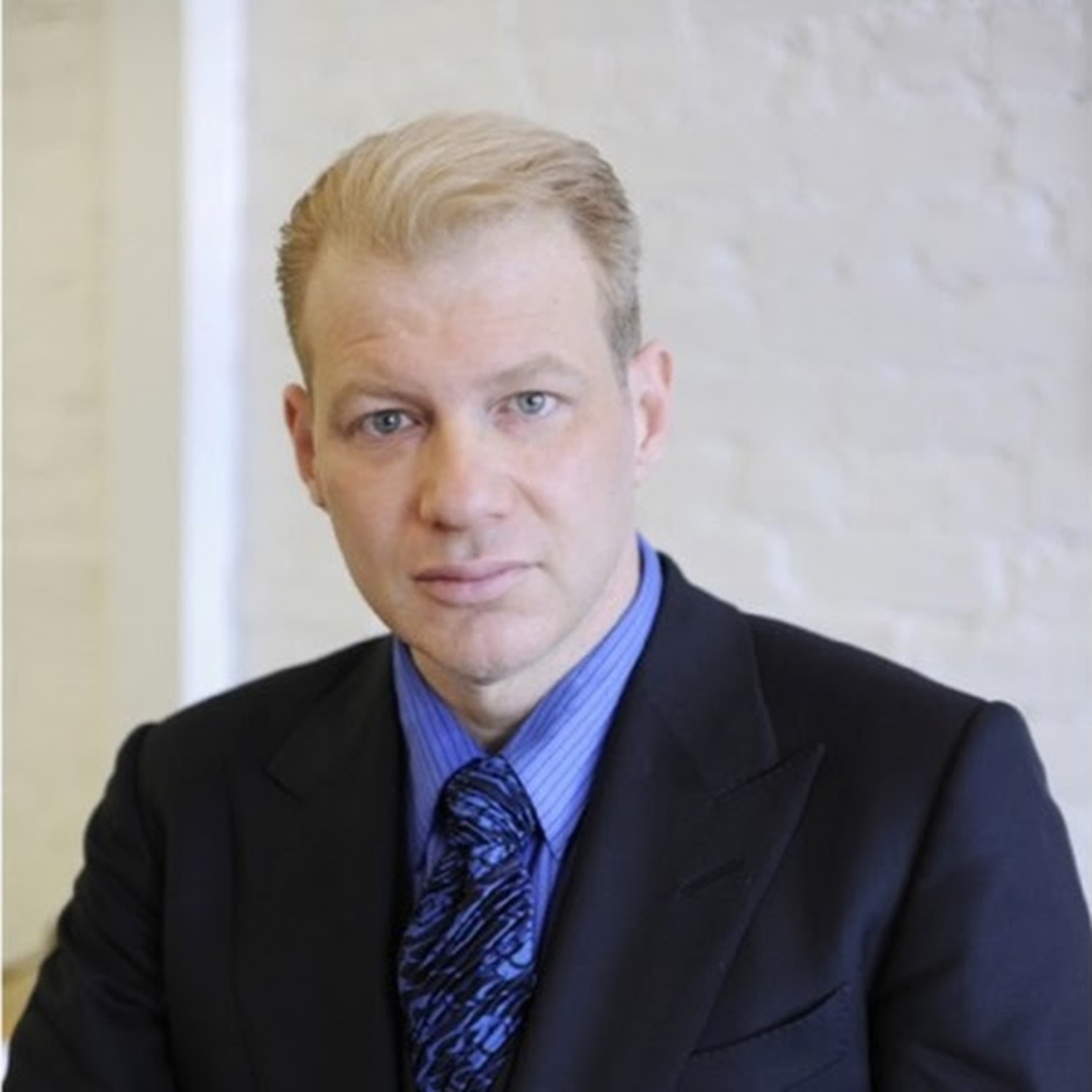 Rónai Péter - Sztárügyvéd