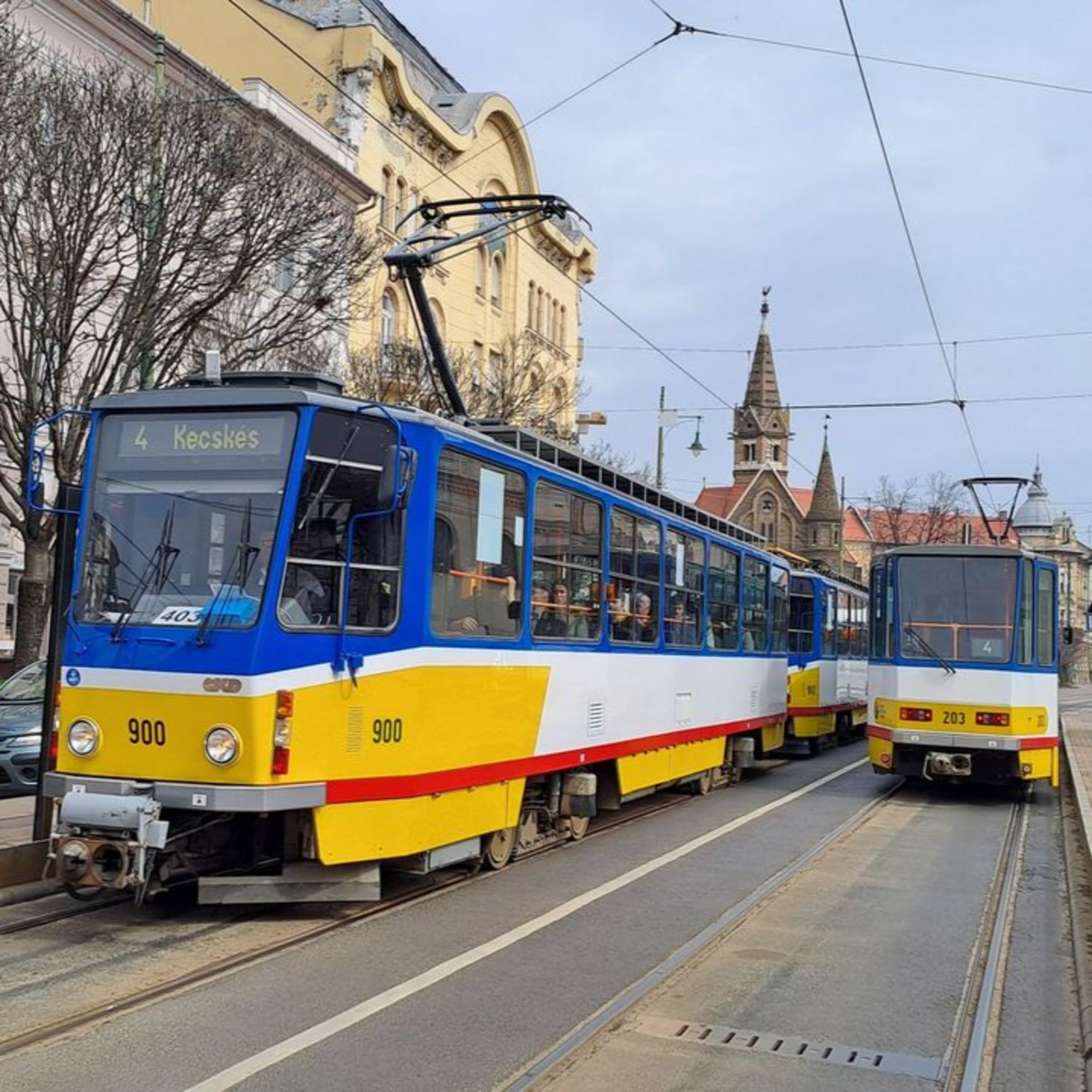 Szeged felújítja a 4-es villamos déli oldalát, plusz: waterman mindenki lehet! – Szeged Podcast 189. – Szeged.hu – 24.03.22.