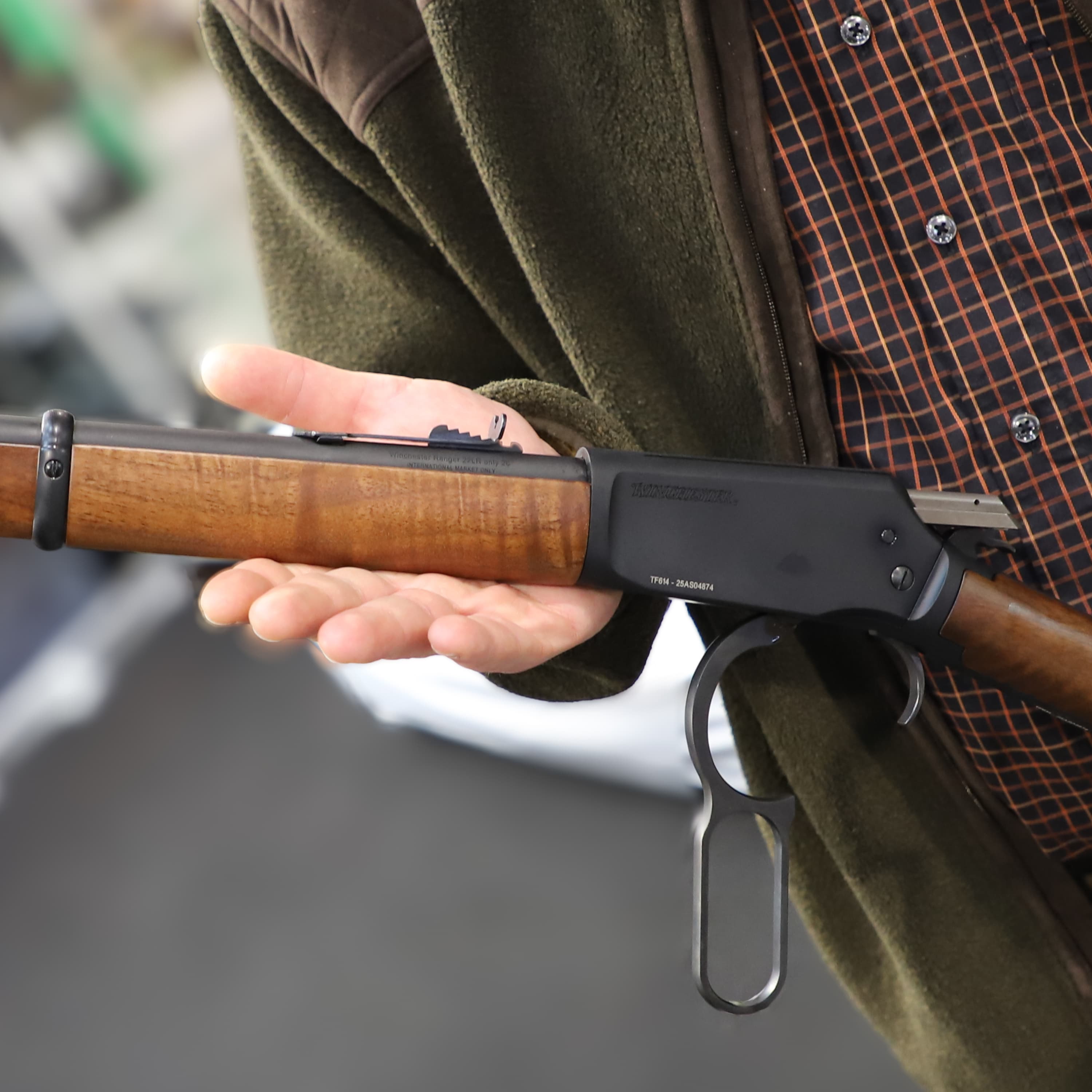 Puska és optikai újdonságok a FeHoVa-n