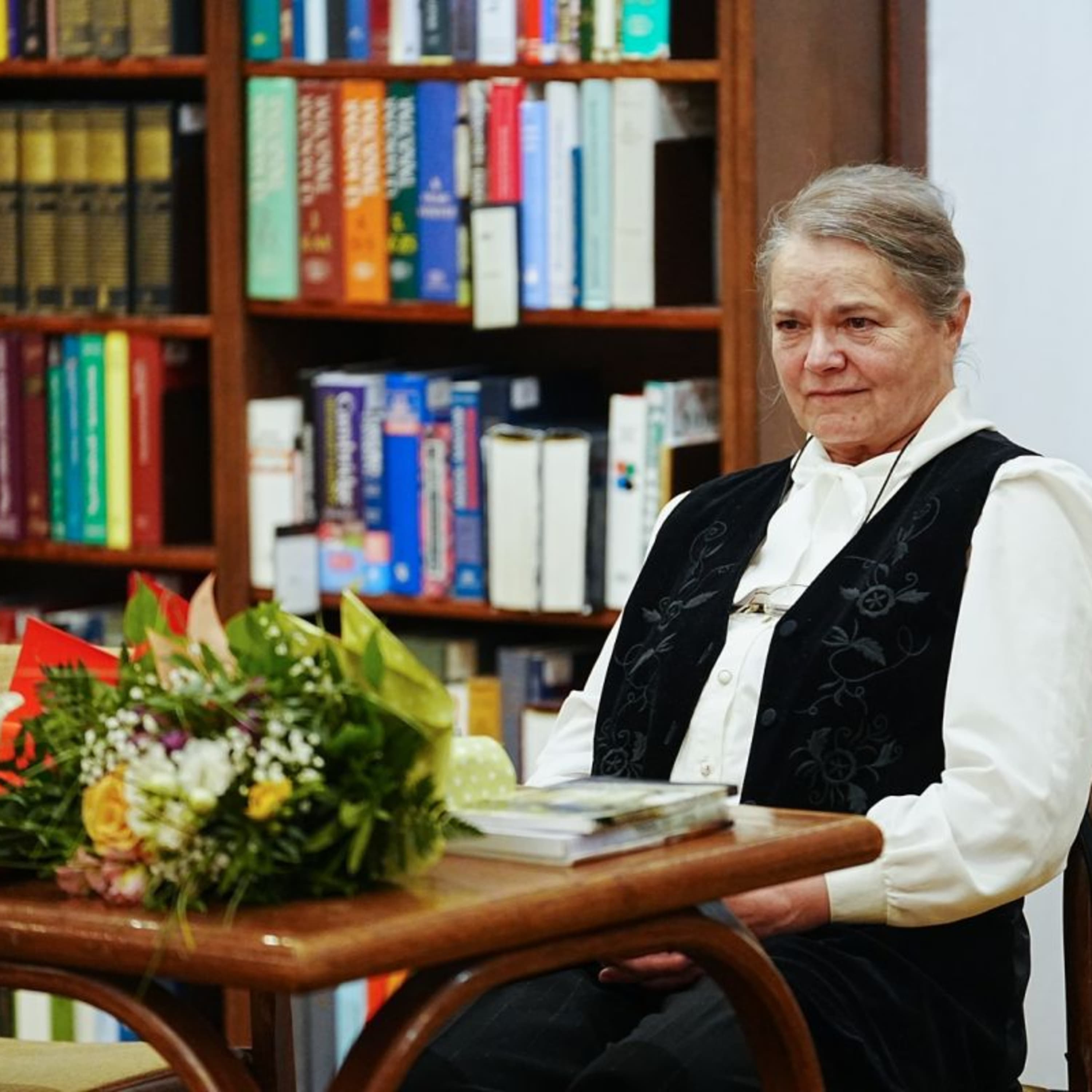 Simonyifalva sokoldalú művésze – Brittich Erzsébet