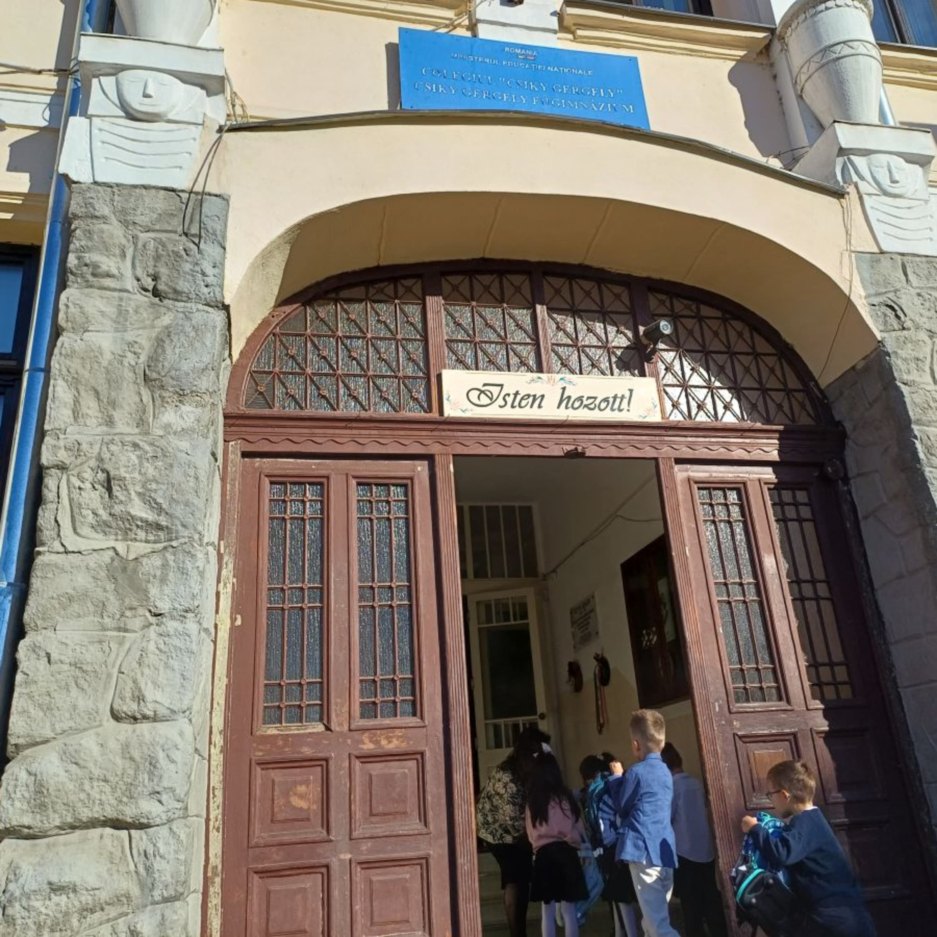 Jubileumi tanévnyitó a Csiky Gergely Főgiumnáziumban